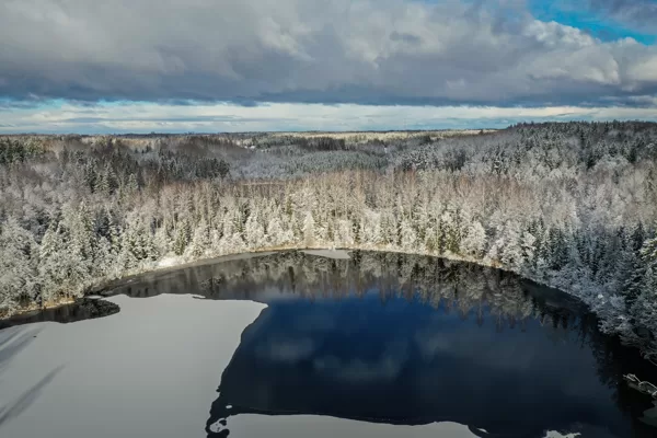 Asmeņa ezers / Dzērbenes pagasts / Cēsu novads